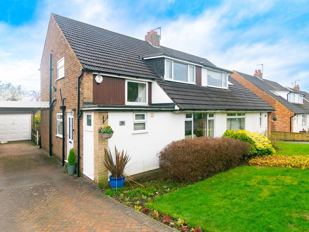 High Ash Mount, Leeds LS17  