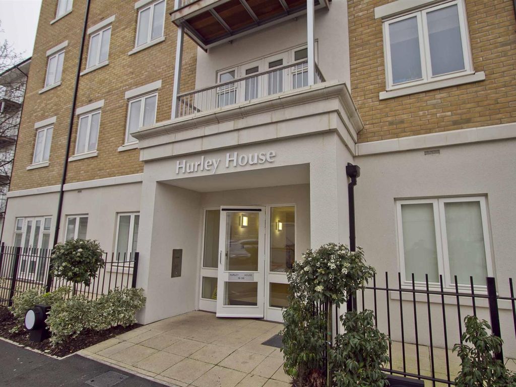 1 bed flat to rent in Hurley House, Park Lodge Avenue, West Drayton UB7