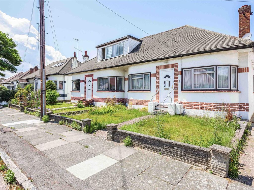 2 bed semidetached bungalow for sale in Rosecroft Gardens, Twickenham