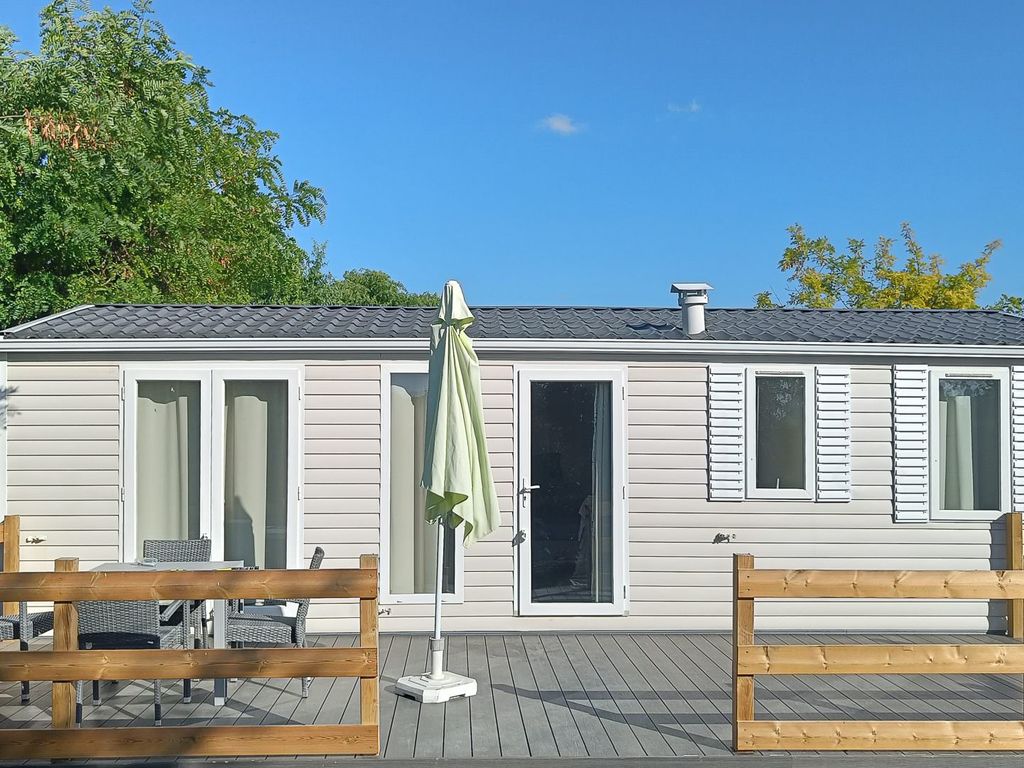 3 bed lodge for sale in Parc St Vincent, LévignacDeGuyenne, Seyches