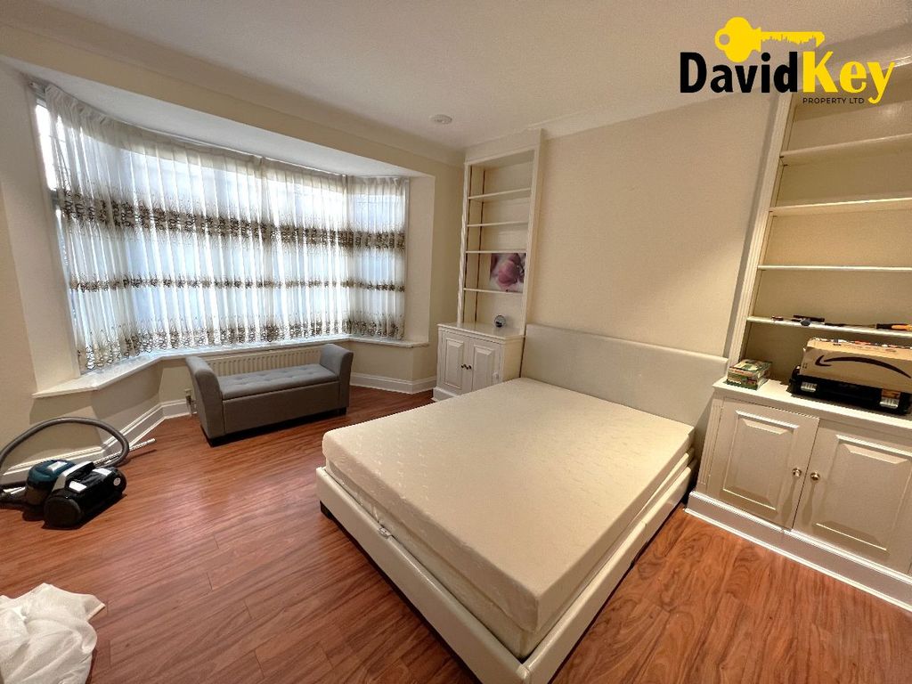 6 bed semidetached house to rent in Cheviot Gardens, London NW2 Zoopla