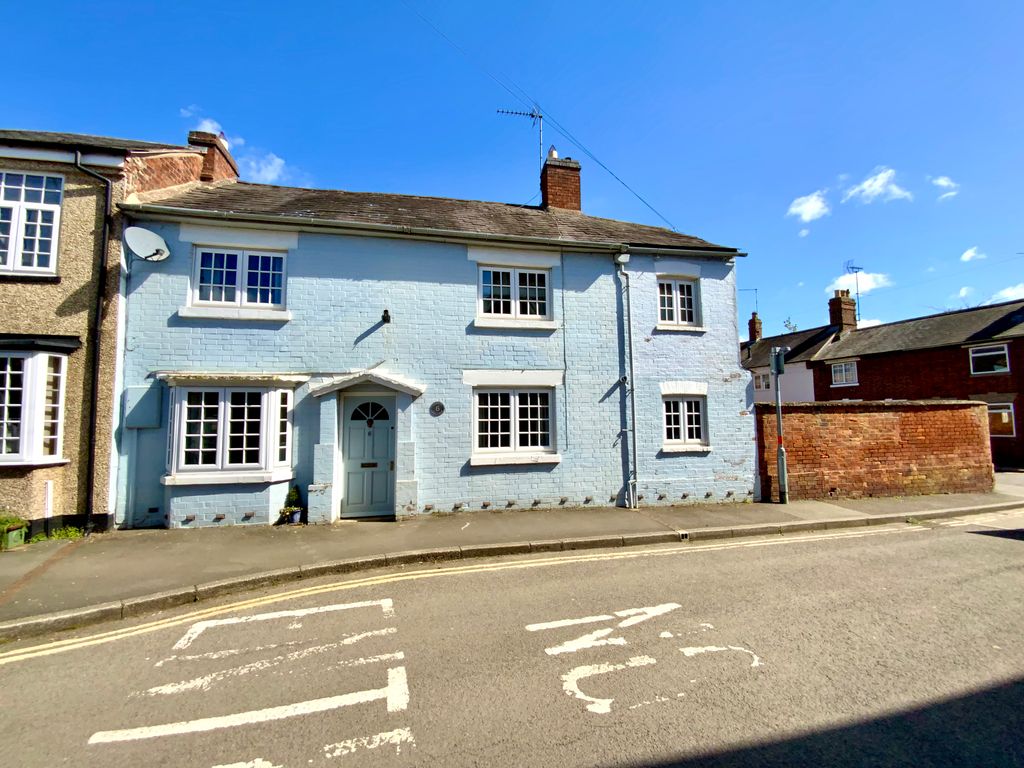 3 bed semidetached house for sale in Market Place, Long Buckby NN6