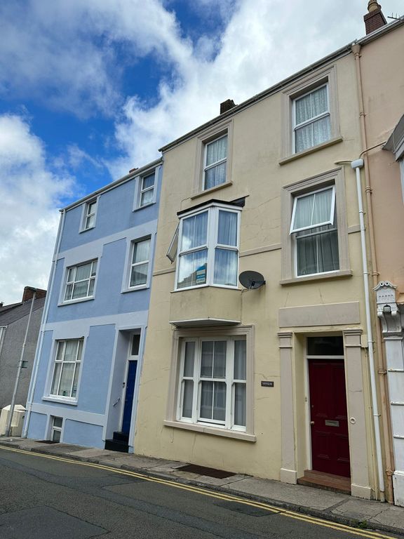 7 bed terraced house for sale in Ynyslas, Warren Street, Tenby