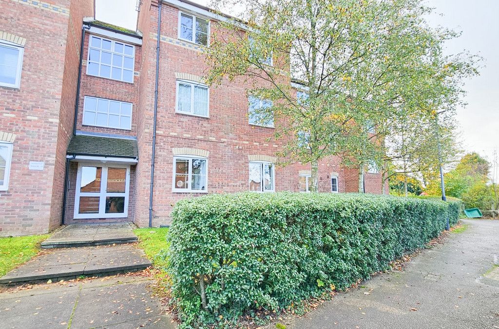 2 bed flat for sale in Heritage Drive, Coventry CV6, £145,000 Zoopla