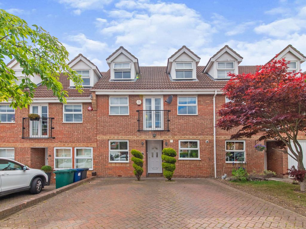 4 bed town house for sale in Darlands Drive, EN5 Zoopla