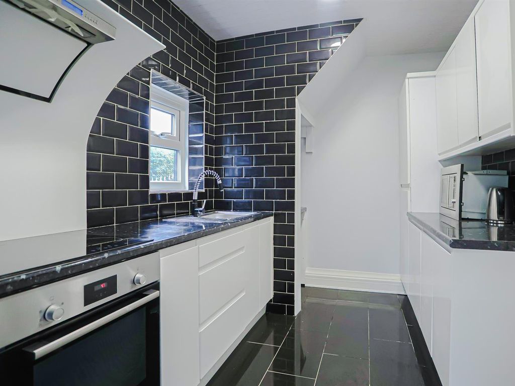 3 bed semidetached house for sale in Brunshaw Avenue, Burnley BB10, £