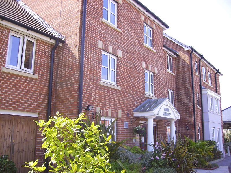 1 bed flat for sale in Cwrt Jubilee, Penarth CF64 Zoopla