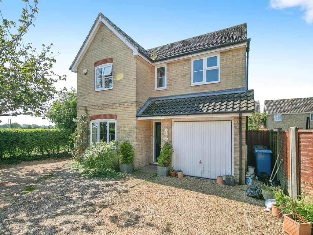 4 bed detached house for sale in Abbotts Hall Close, Great Waldingfield