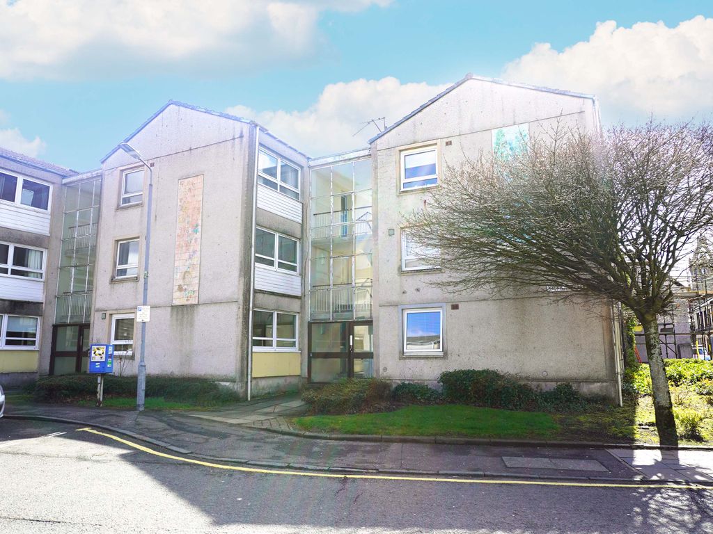 2 bed flat for sale in Kittoch Street, The Village, East Kilbride G74