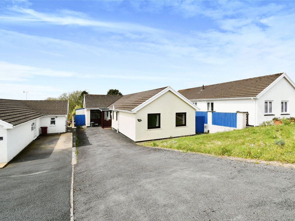 2 bed bungalow for sale in Kerrs Way, Kilgetty, Pembrokeshire SA68 Zoopla