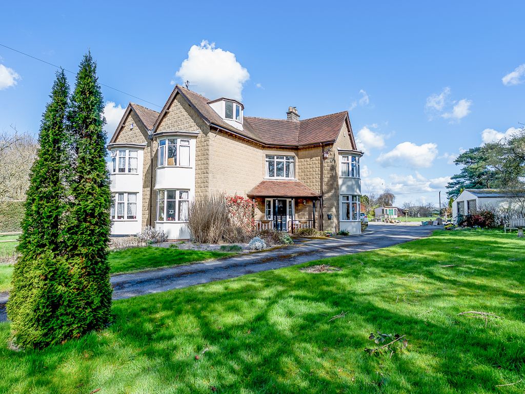 4 bed semidetached house for sale in Weston Under Penyard, RossOnWye HR9 Zoopla