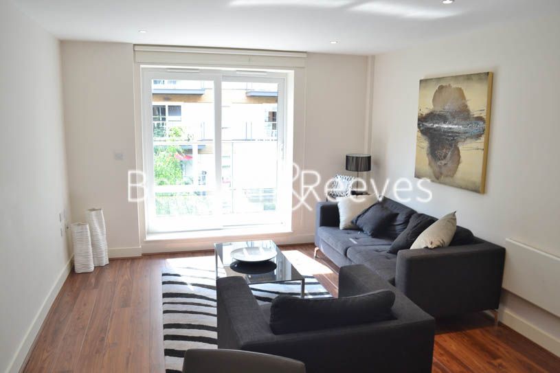 2 bed flat to rent in Bromyard Avenue, Acton W3 Zoopla