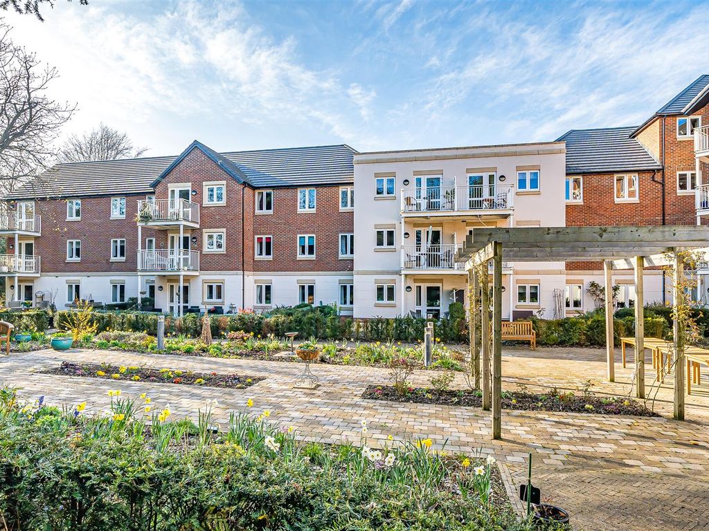 2 bed property for sale in Bath Road, Devizes SN10 Zoopla