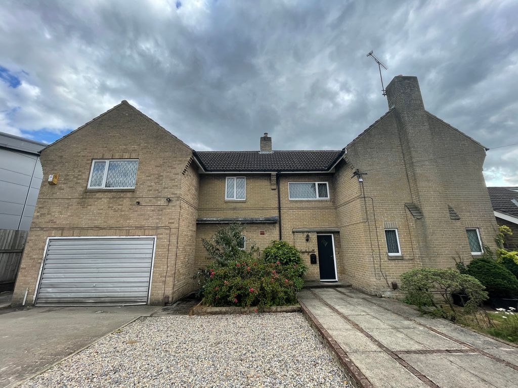 5 bed detached house to rent in Manse Lane, Knaresborough HG5, £1,500