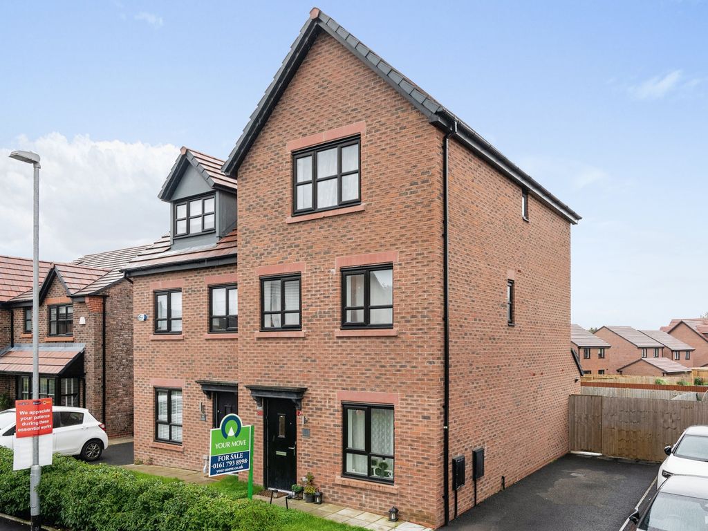 4 bed semidetached house for sale in Campbell Road, Swinton