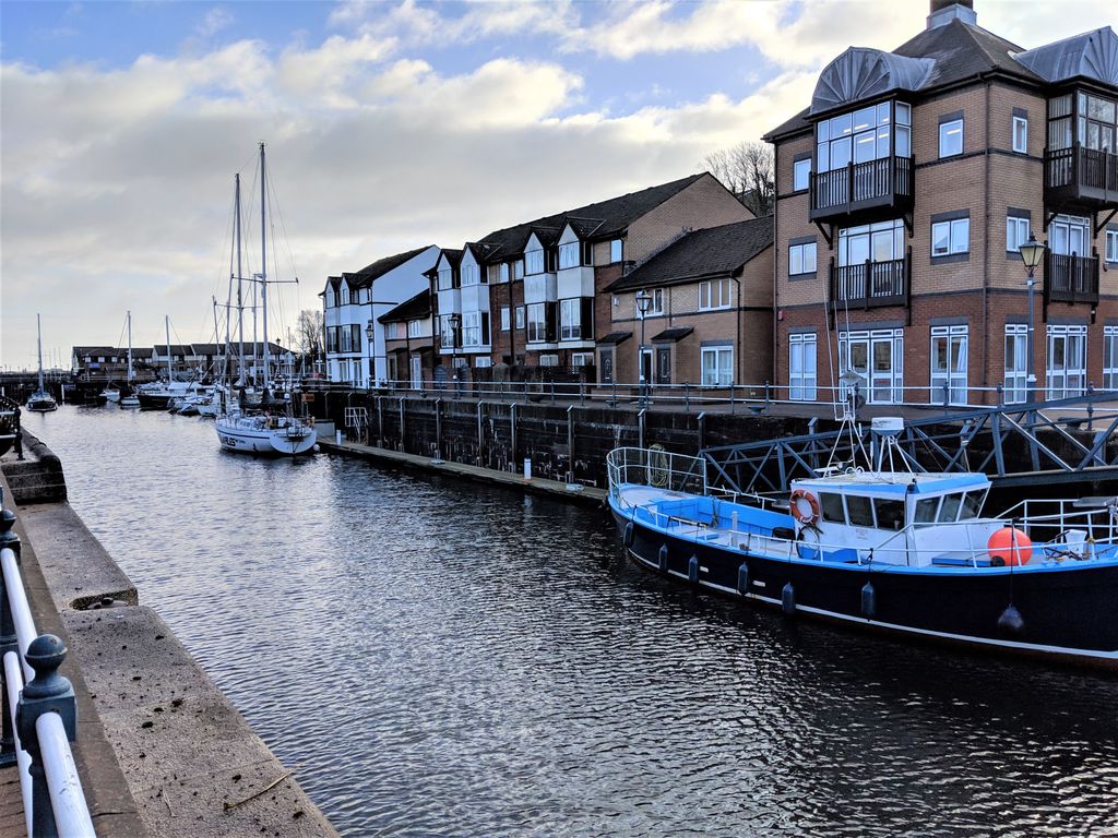 2 bed property to rent in Plas Pamir, Penarth CF64 Zoopla