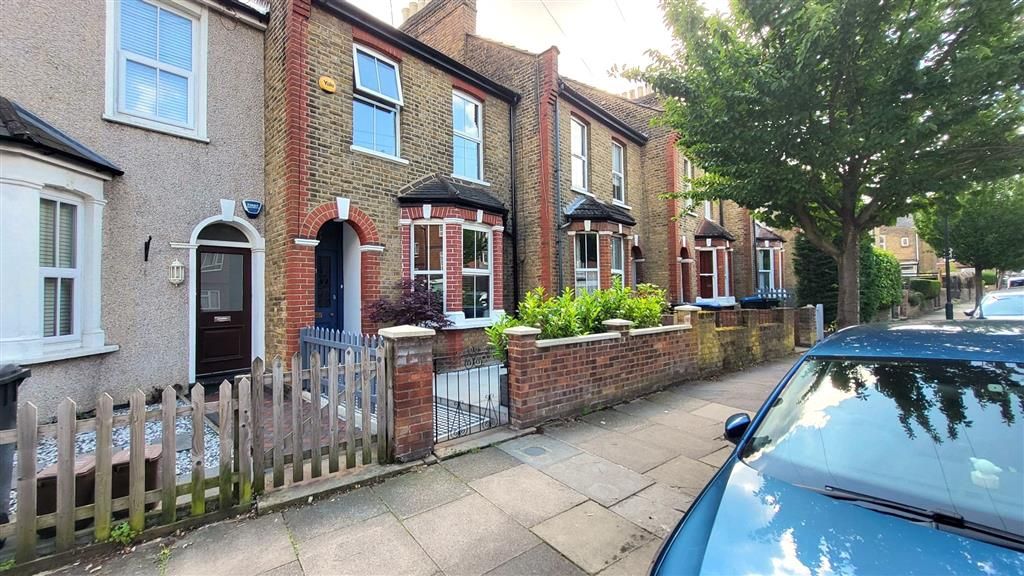 4 bed property to rent in Seaford Road, Enfield EN1, £2,500 pcm Zoopla