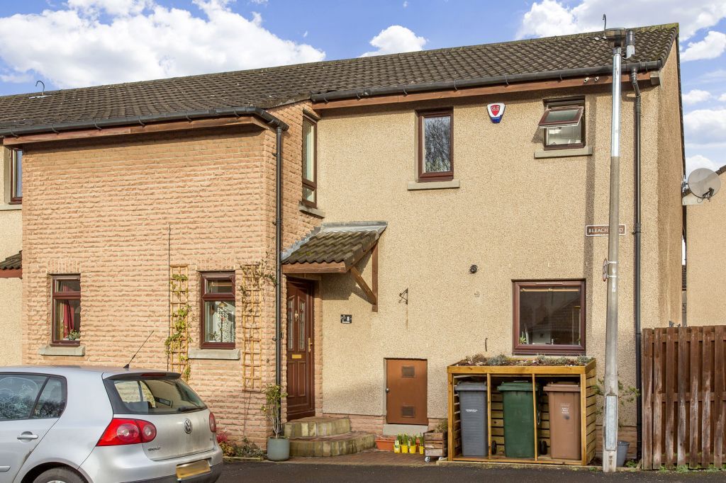 3 bed end terrace house for sale in 8 Bleachfield, Bonnington