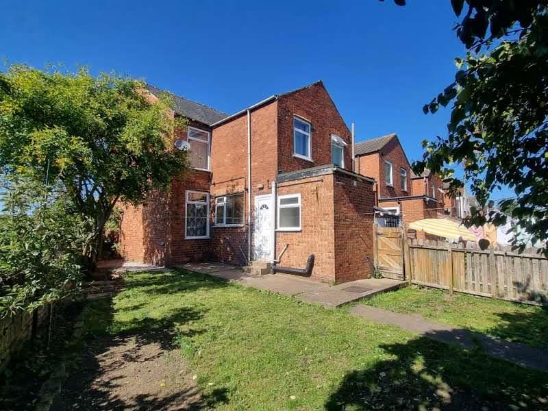 3 bed end terrace house for sale in Mount Street, Mansfield NG19, £