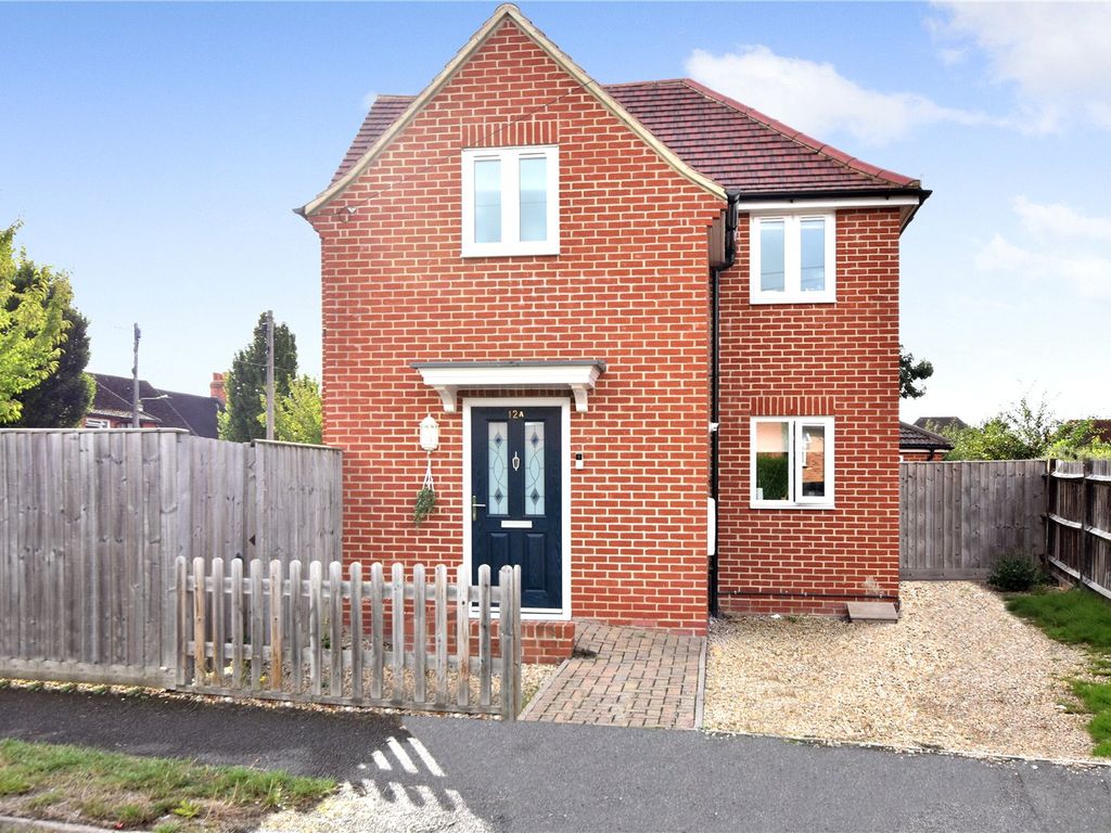 2 bed detached house to rent in St Andrews Road, Didcot, Oxfordshire