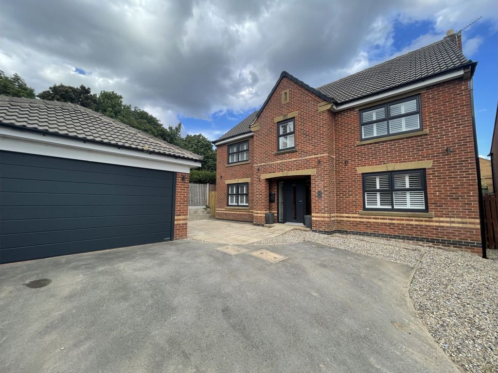4 bed detached house for sale in Saffron Court, Wakefield WF2 Zoopla