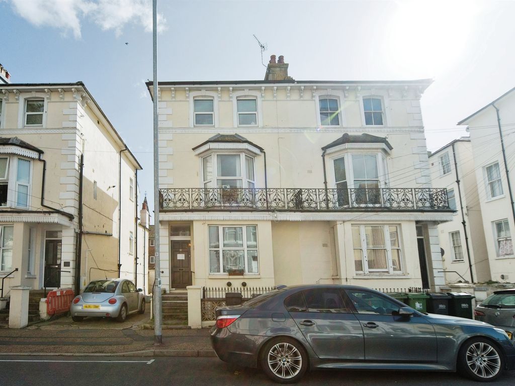 2 bed flat for sale in Pevensey Road, Eastbourne BN21, £180,000 Zoopla