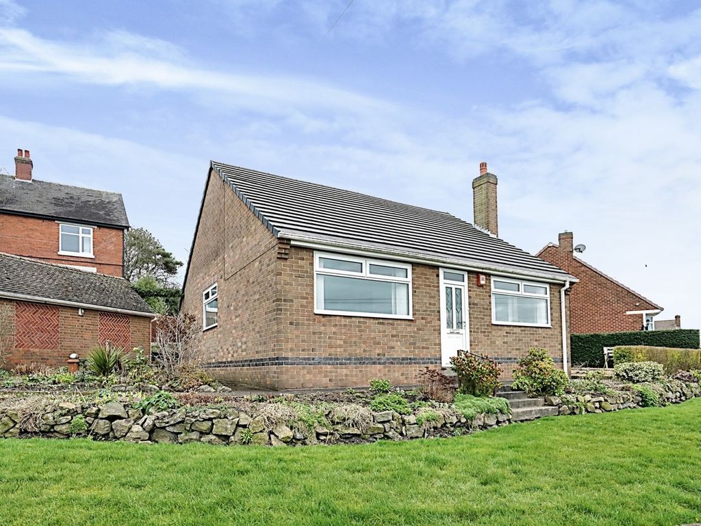 3 bed detached bungalow for sale in Pear Tree Avenue, Newhall