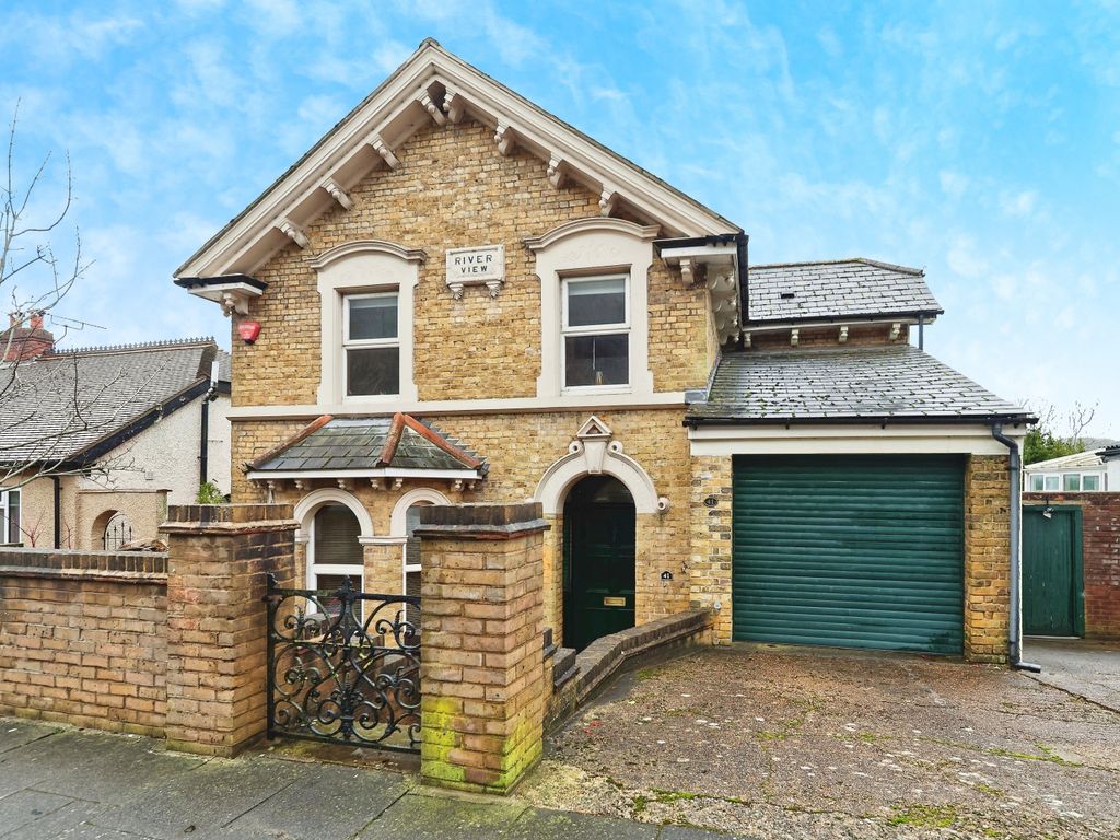 3 bed detached house for sale in London Road, River, Dover, Kent CT17