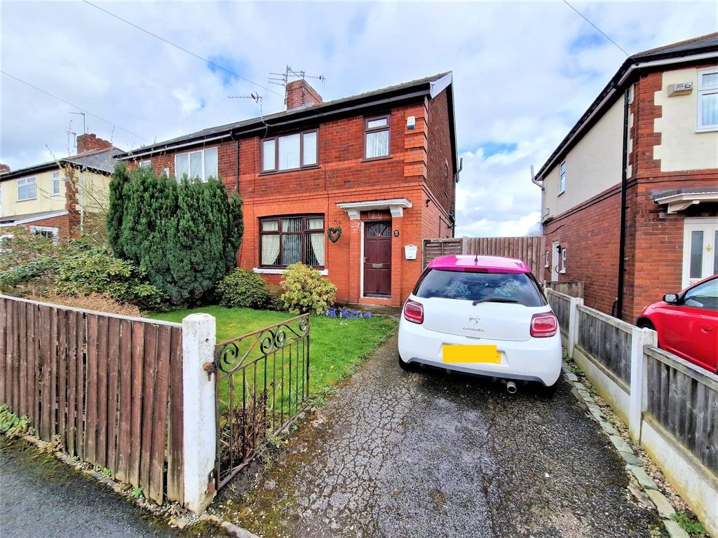3 bed semidetached house for sale in Poplar Road, Worsley, Manchester