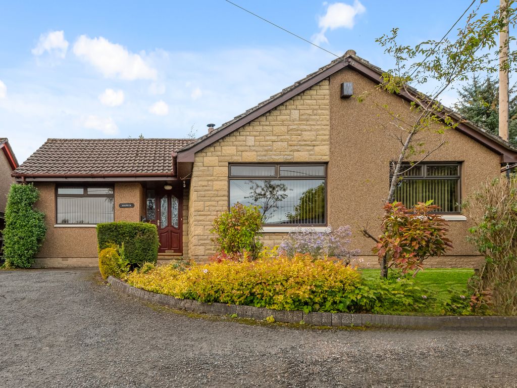 4 bed detached bungalow for sale in Marrik, Main Street, Standburn FK1