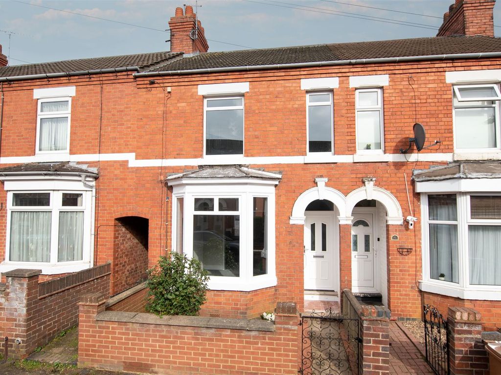 3 bed terraced house for sale in Ferrestone Road, Wellingborough NN8