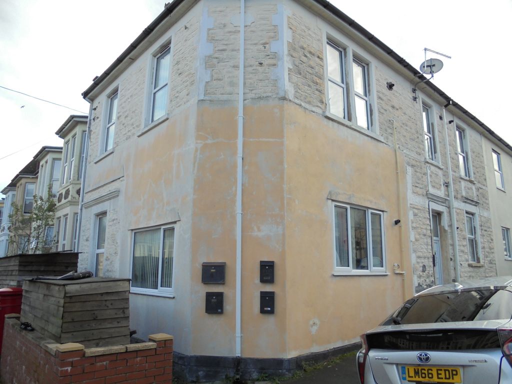 1 bed flat to rent in Robertson Road, Bristol BS5, £850 pcm Zoopla