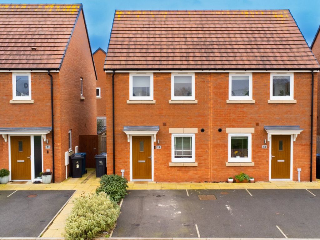 2 bed semidetached house for sale in Woodpecker Close, West Bridgford