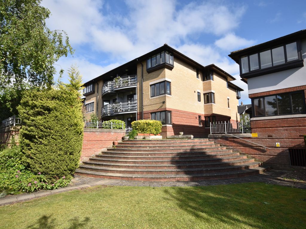 2 bed flat to rent in Saffron Court, Station Street, Saffron Walden