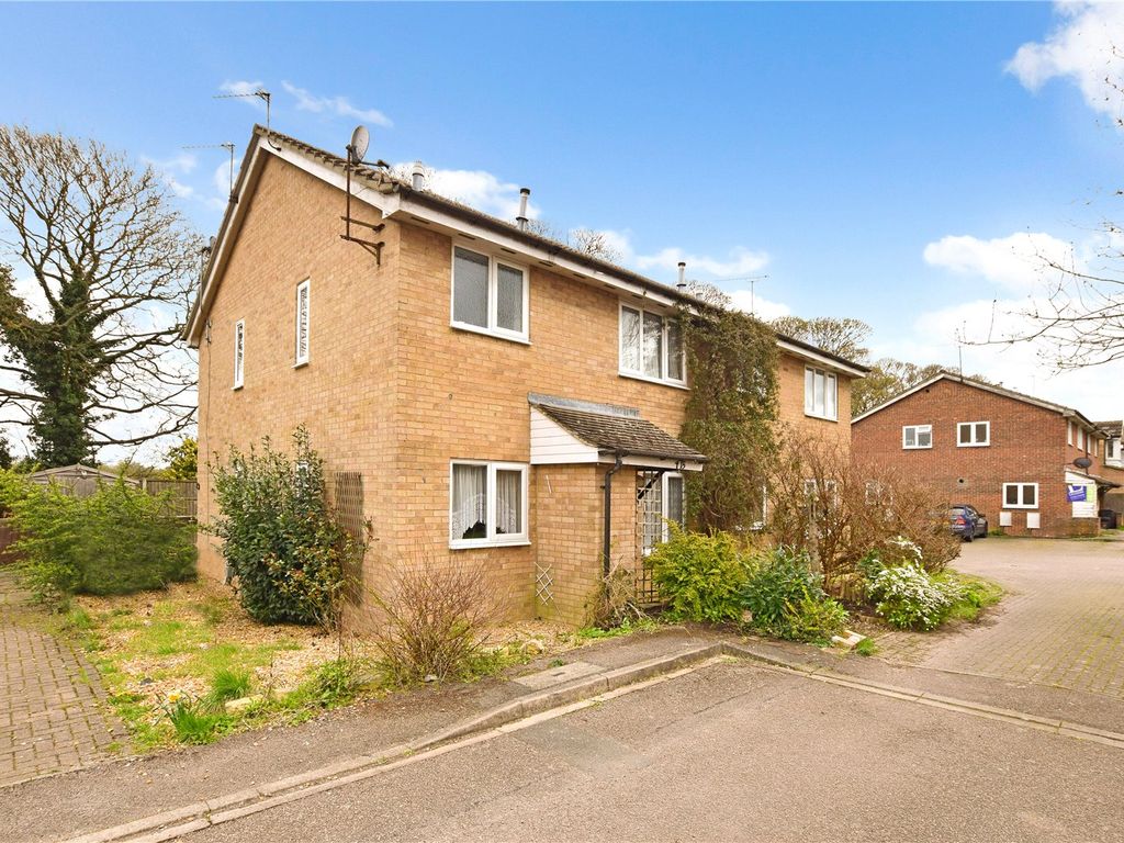 1 bed detached house for sale in Longbrooke, Houghton Regis, Dunstable