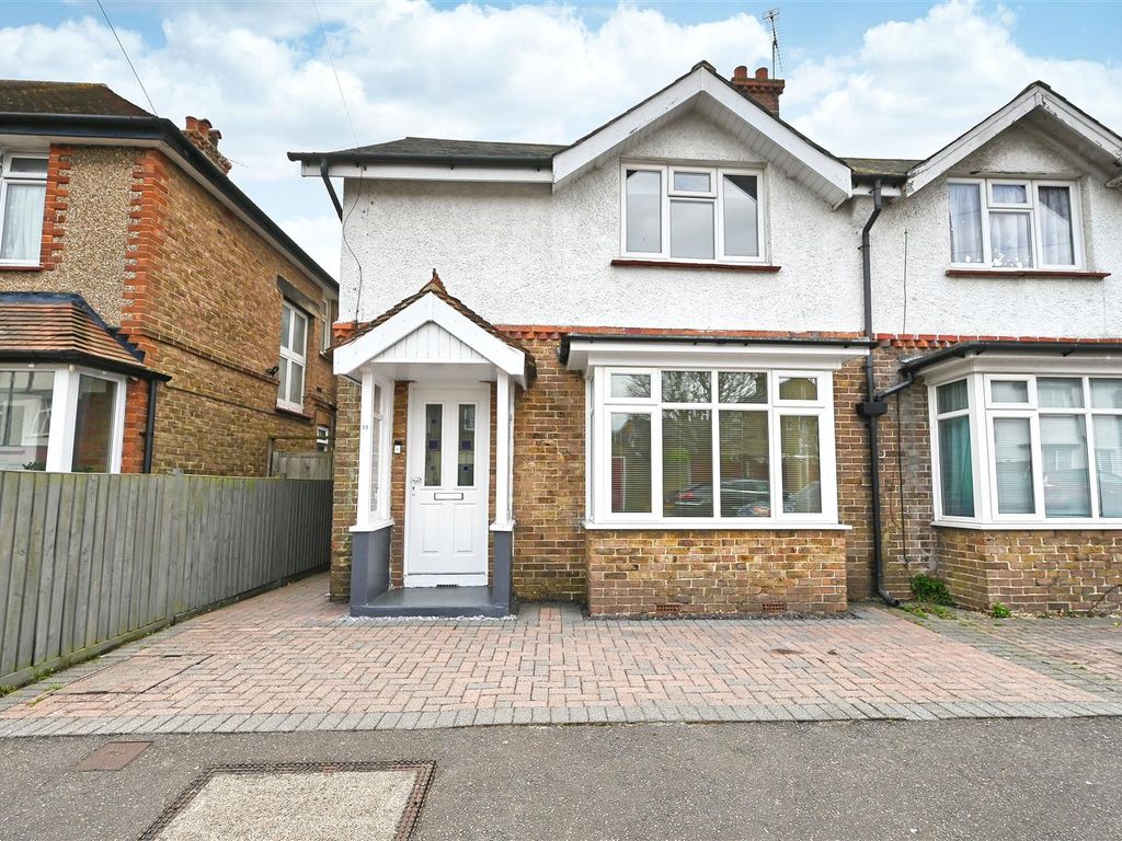 3 bed semidetached house for sale in Beatty Road, Bognor Regis PO21