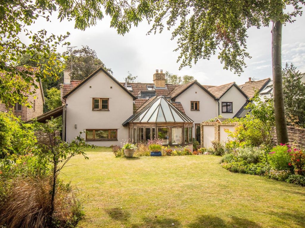 3 bed cottage for sale in High Street, Great Wilbraham, Cambridge CB21