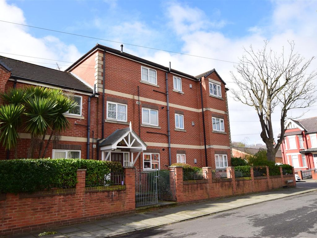 3 bed flat to rent in Rosebery Avenue, Wallasey CH44 Zoopla