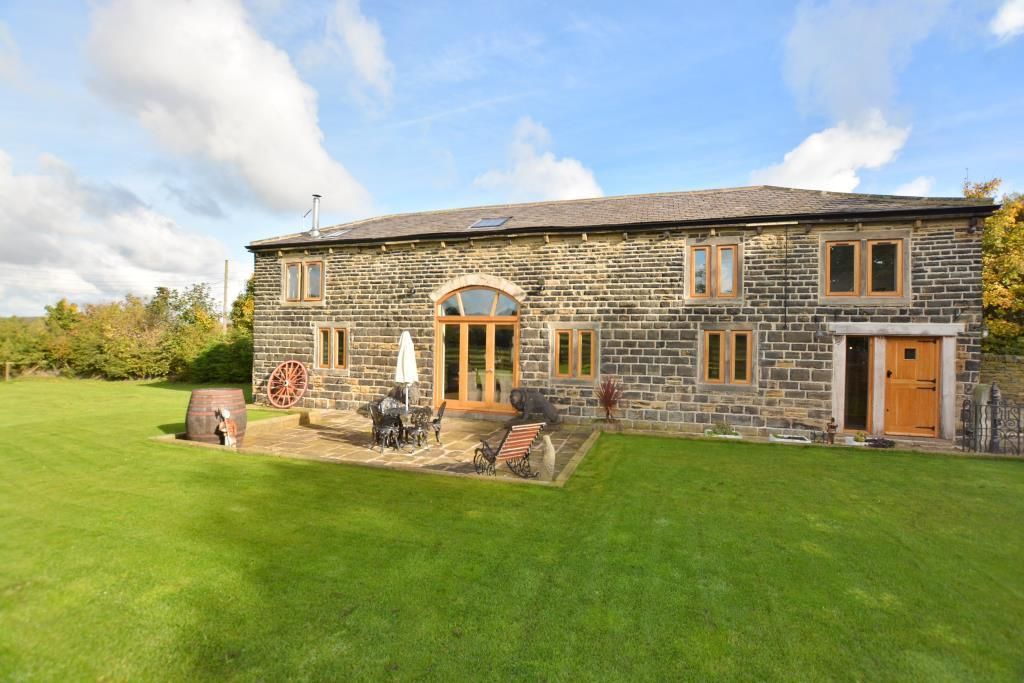 3 bed detached house to rent in Wild Grove, Pudsey, West Yorkshire, UK