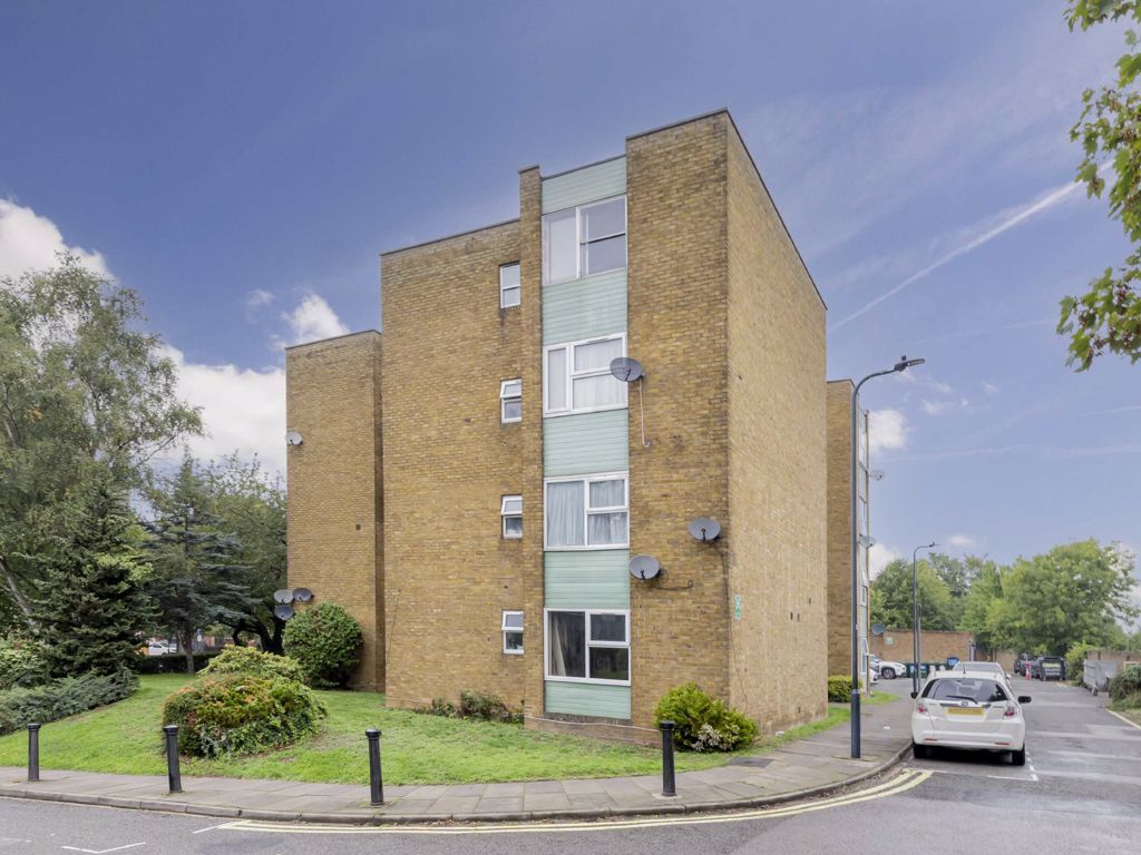 Chelsea Close, London NW10