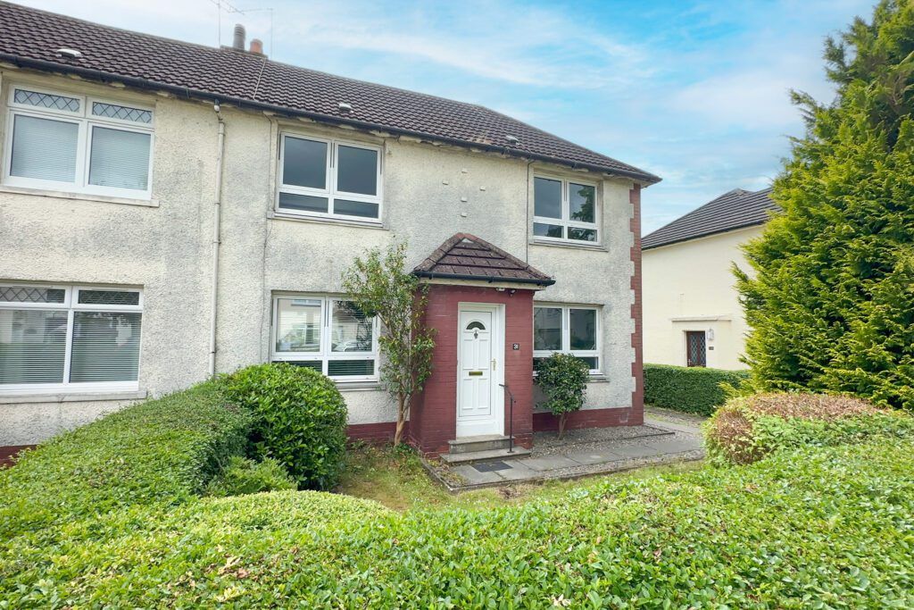 3 bed semidetached house for sale in Cedar Avenue, Clydebank G81 Zoopla