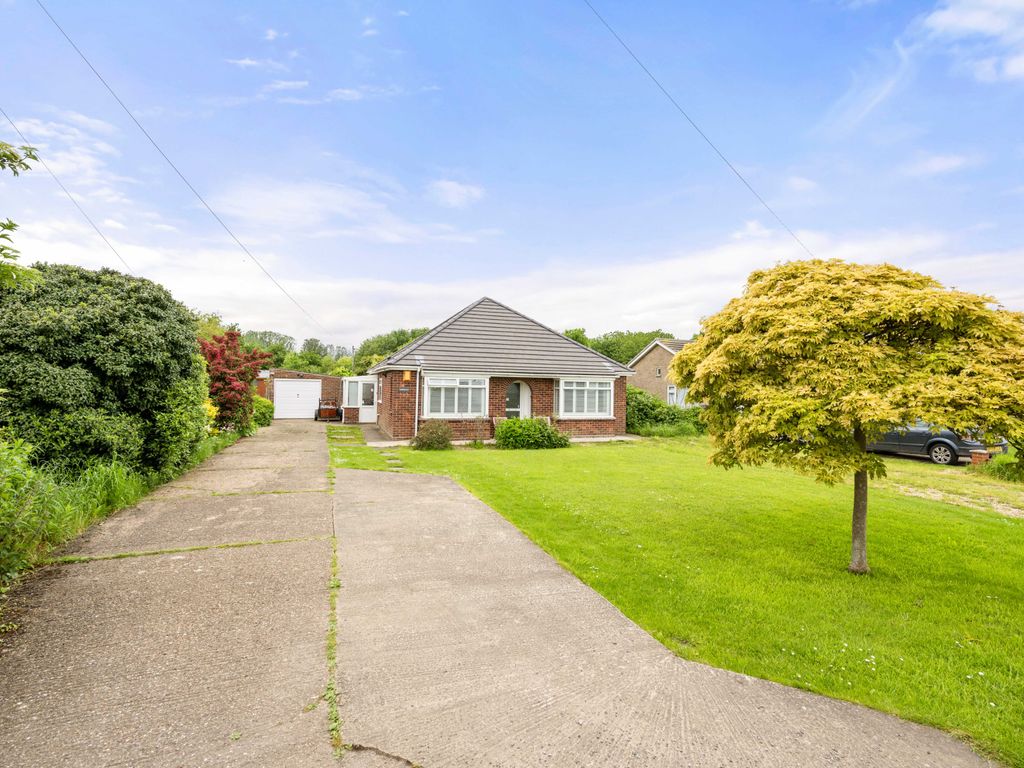 3 bed detached bungalow for sale in Dovecote Lane, Wainfleet PE24, £