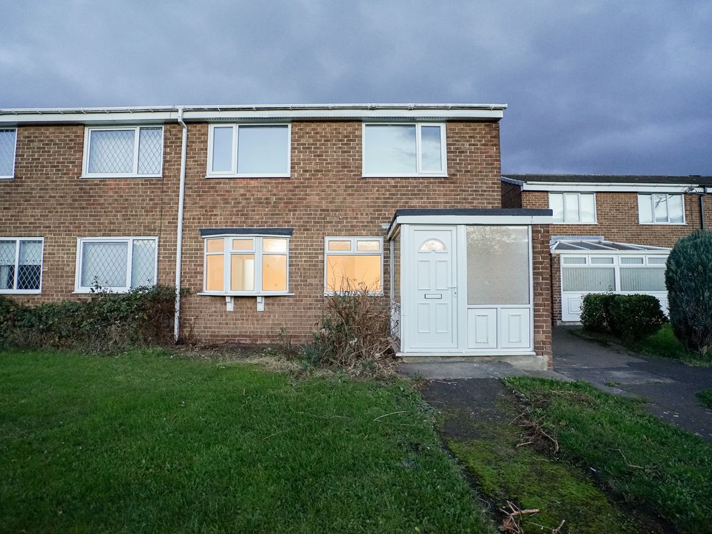 3 bed end terrace house to rent in Fellside, Birtley, Chester Le Street