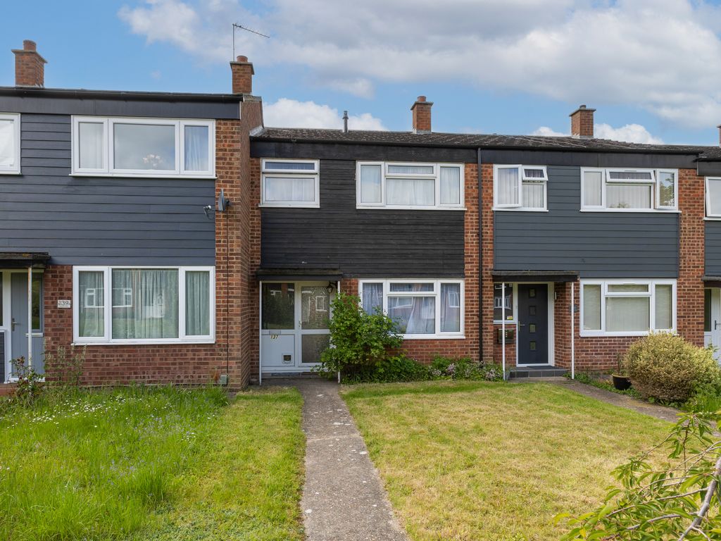 3 bed terraced house for sale in Green Drift, Royston SG8, £315,000