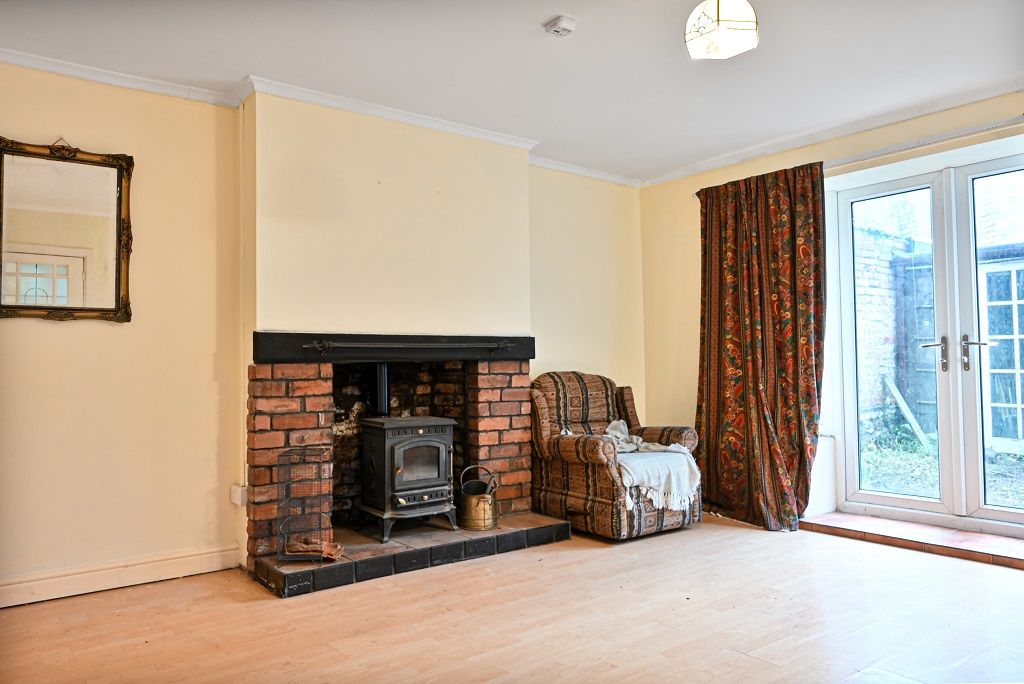 3 bed semidetached house for sale in Queen Street, Newport, Gwent NP20