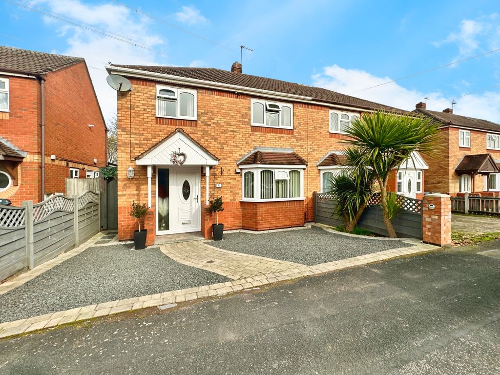 3 bed semidetached house for sale in Chester Road, West Bromwich B71