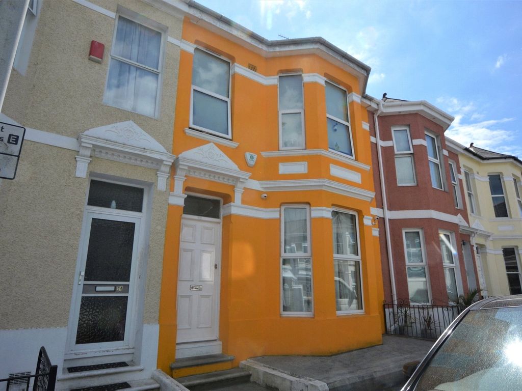 3 bed terraced house to rent in Egerton Road, Plymouth, Devon PL4, £