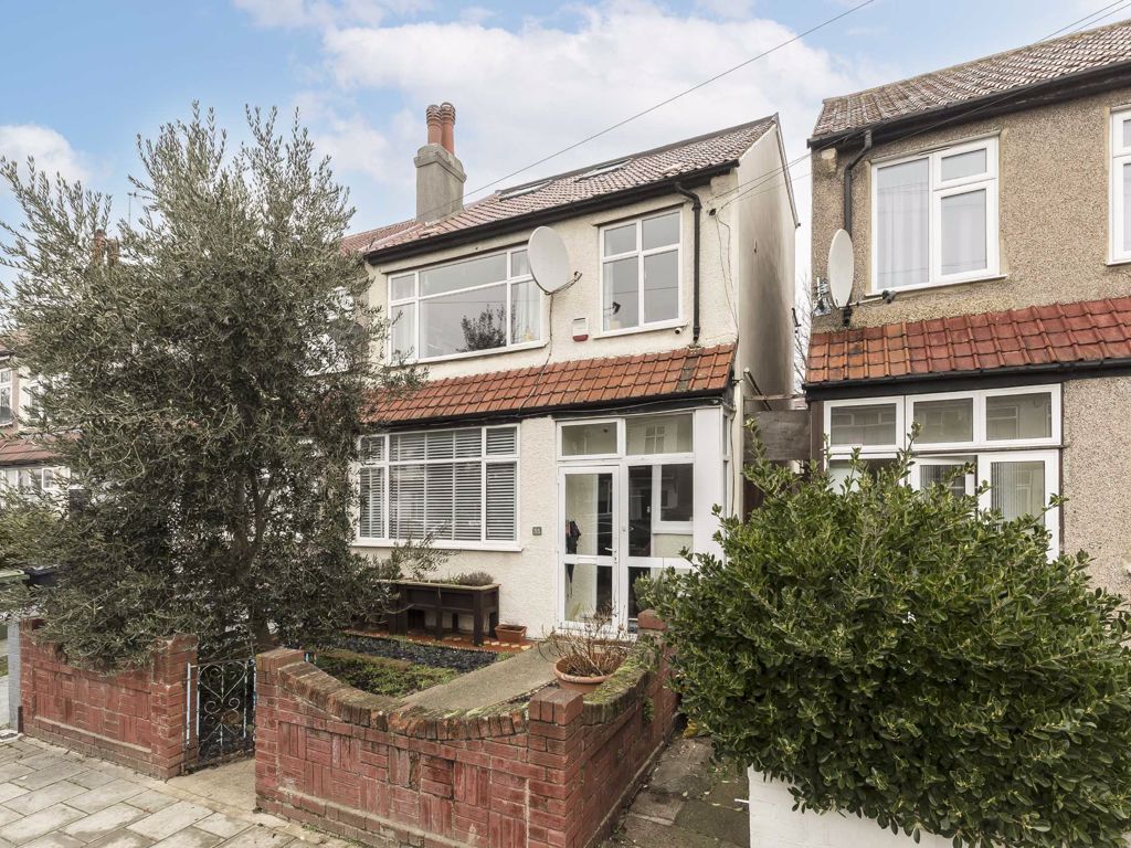 4 bed semidetached house for sale in Fieldend Road, London SW16 Zoopla