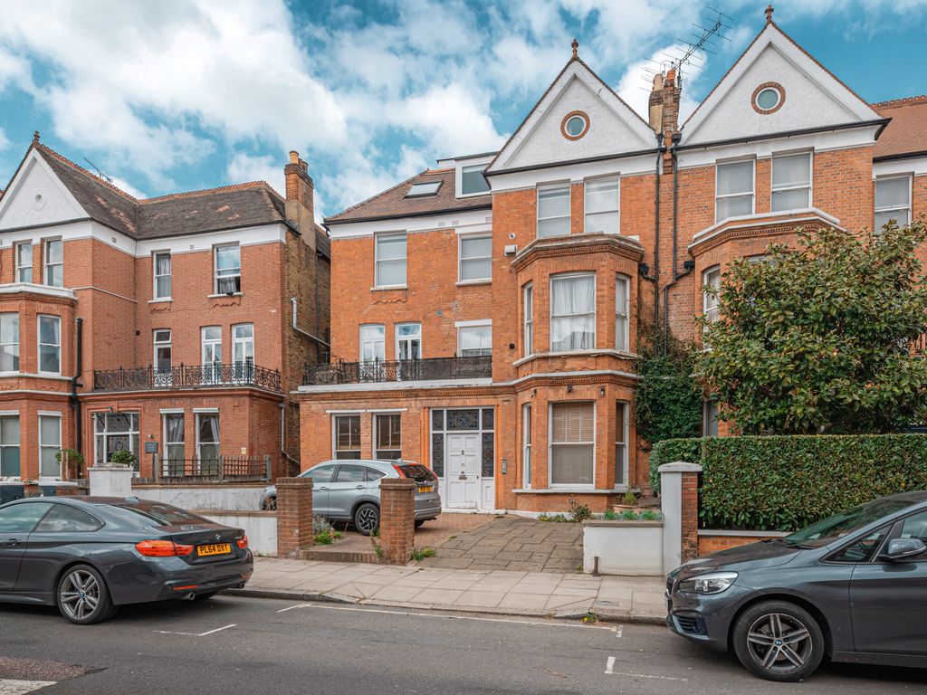 3 bed flat for sale in Canfield Gardens, London NW6, £950,000 Zoopla