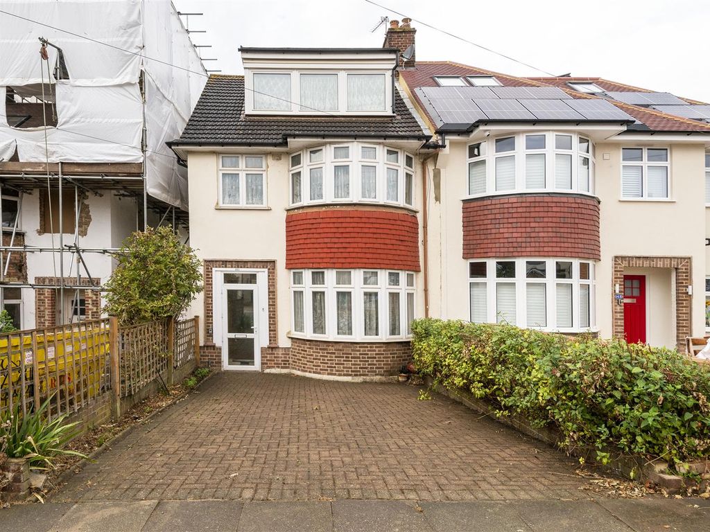 4 bed semidetached house for sale in Glenesk Road, London SE9 Zoopla